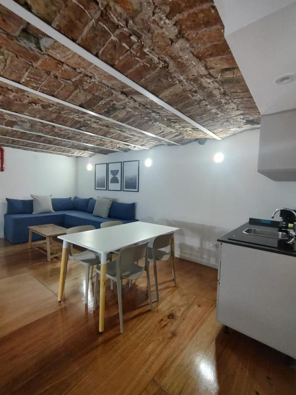 Upoint Recoleta Aparthotel Buenos Aires Exterior photo
